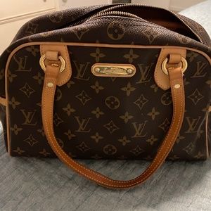 Louis Vuitton tote
